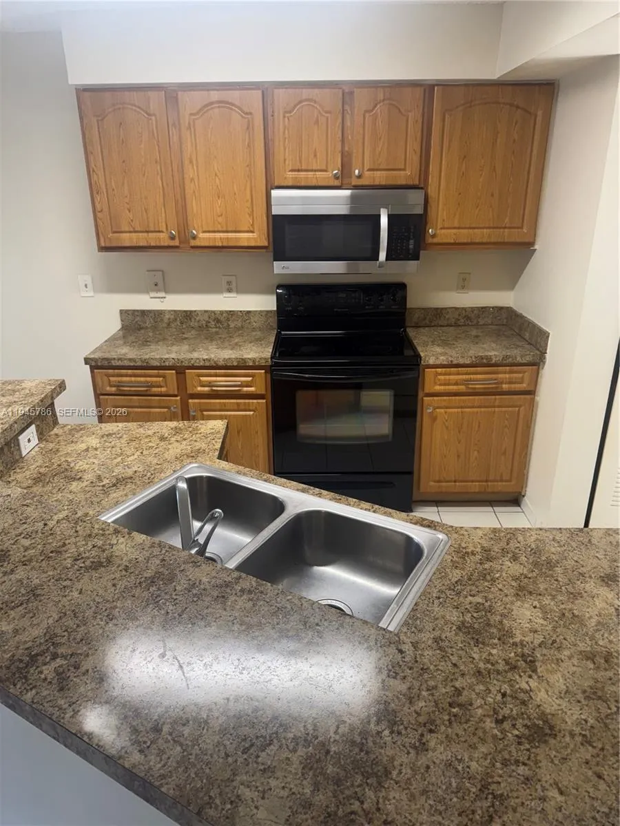 Sunrise, Florida 33322, 1 Bedroom Bedrooms, ,1 BathroomBathrooms,Residential Lease,For Rent,A11945786