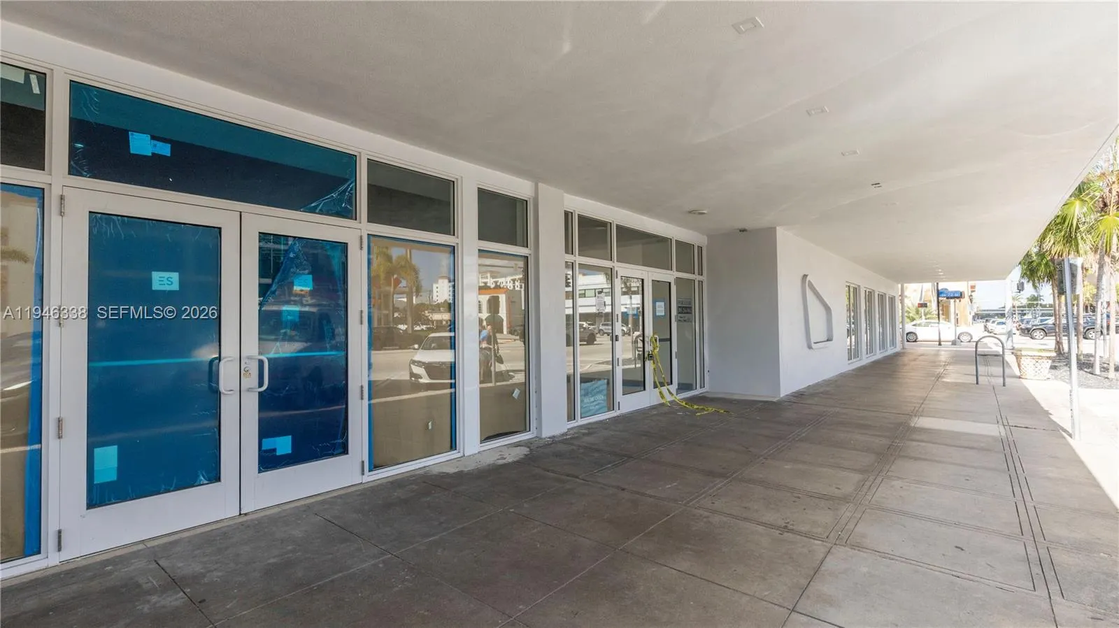 5700 Sunset Dr 5712, South Miami, Florida 33143, South Miami, Florida 33143, ,Commercial Lease,For Rent,5700 Sunset Dr 5712, South Miami, Florida 33143,A11946338