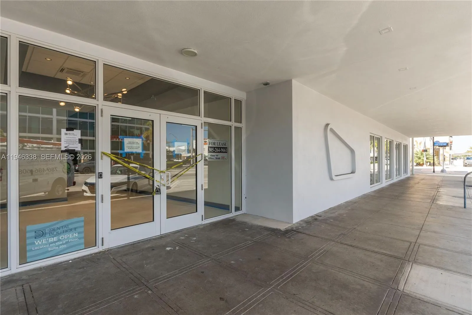 5700 Sunset Dr 5712, South Miami, Florida 33143, South Miami, Florida 33143, ,Commercial Lease,For Rent,5700 Sunset Dr 5712, South Miami, Florida 33143,A11946338