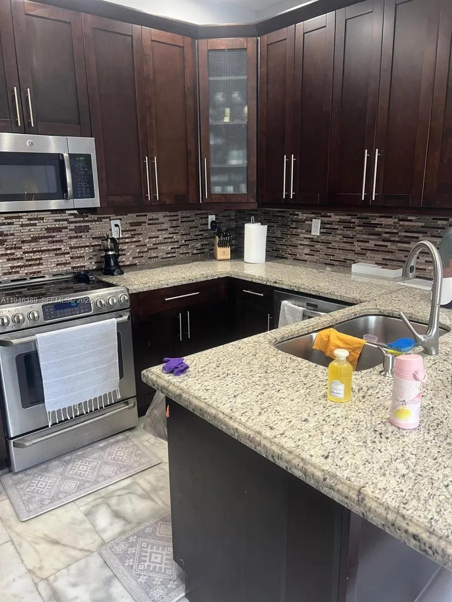 4301 Sw 160th Ave 215, Miramar, Florida 33027, Miramar, Florida 33027, 2 Bedrooms Bedrooms, ,2 BathroomsBathrooms,Residential,For Sale,4301 Sw 160th Ave 215, Miramar, Florida 33027,A11946389