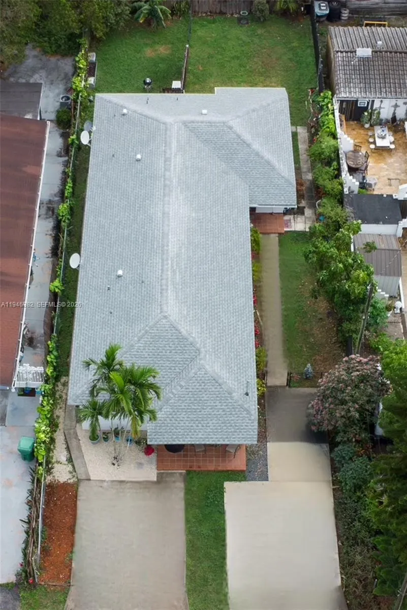 2275 Sw 61st Ave, Miami, Florida 33155, Miami, Florida 33155, ,Residential Income,For Sale,2275 Sw 61st Ave, Miami, Florida 33155,A11946382