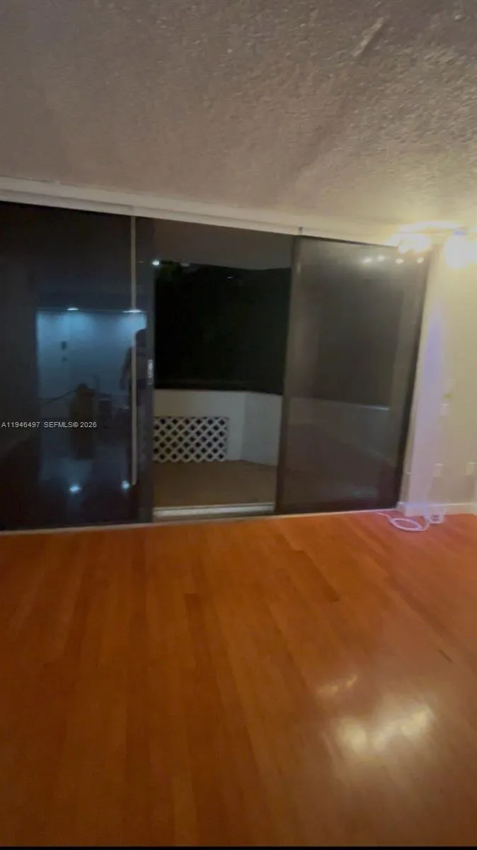 911 E Ponce De Leon Blvd 403, Coral Gables, Florid, Coral Gables, Florida 33134, 2 Bedrooms Bedrooms, ,2 BathroomsBathrooms,Residential Lease,For Rent,911 E Ponce De Leon Blvd 403, Coral Gables, Florid,A11946497