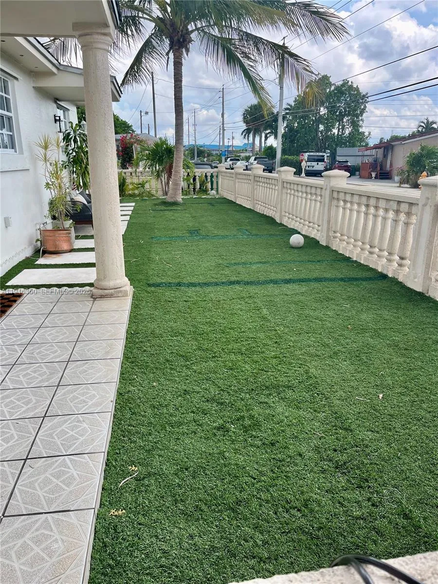 8221 Nw South River Dr 1, Medley, Florida 33166, Medley, Florida 33166, 3 Bedrooms Bedrooms, ,2 BathroomsBathrooms,Residential Lease,For Rent,8221 Nw South River Dr 1, Medley, Florida 33166,A11946360