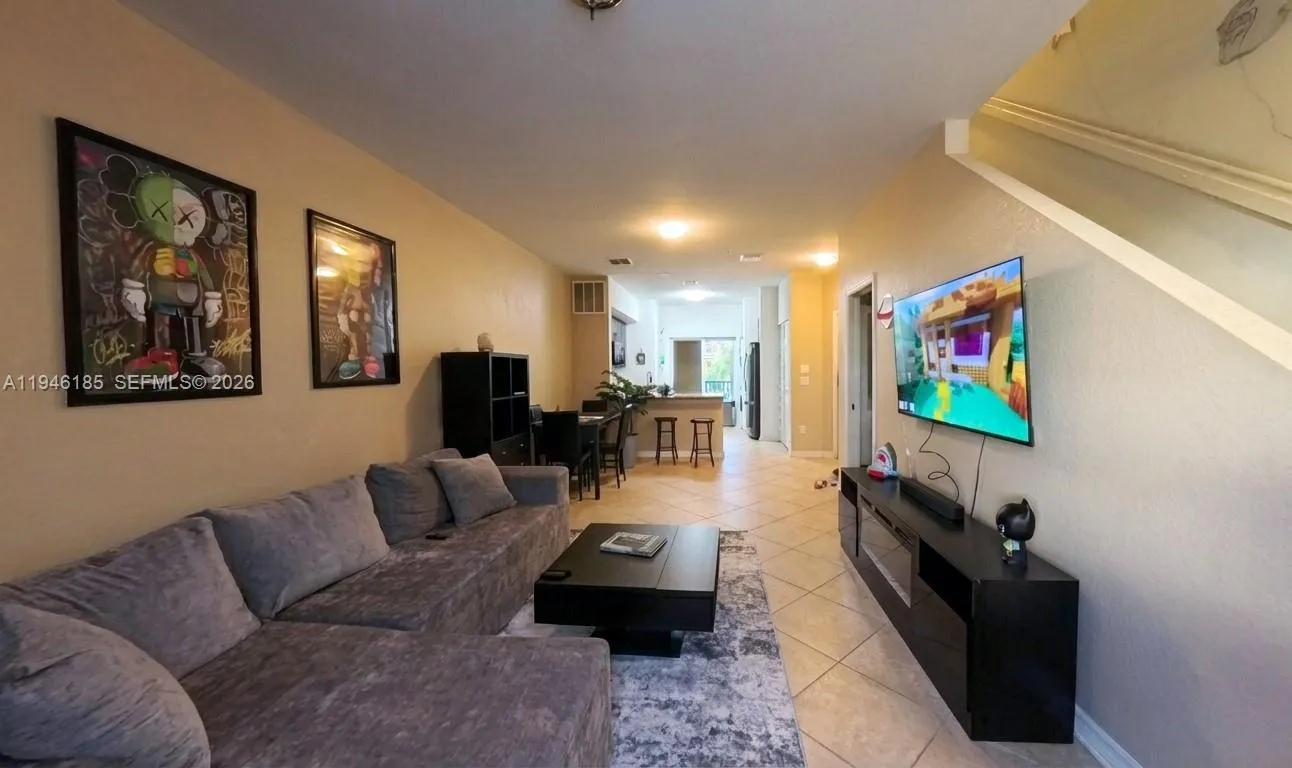 141 Nw 2nd Ave 7, Hallandale Beach, Florida 33009, Hallandale Beach, Florida 33009, 2 Bedrooms Bedrooms, ,2 BathroomsBathrooms,Residential,For Sale,141 Nw 2nd Ave 7, Hallandale Beach, Florida 33009,A11946185