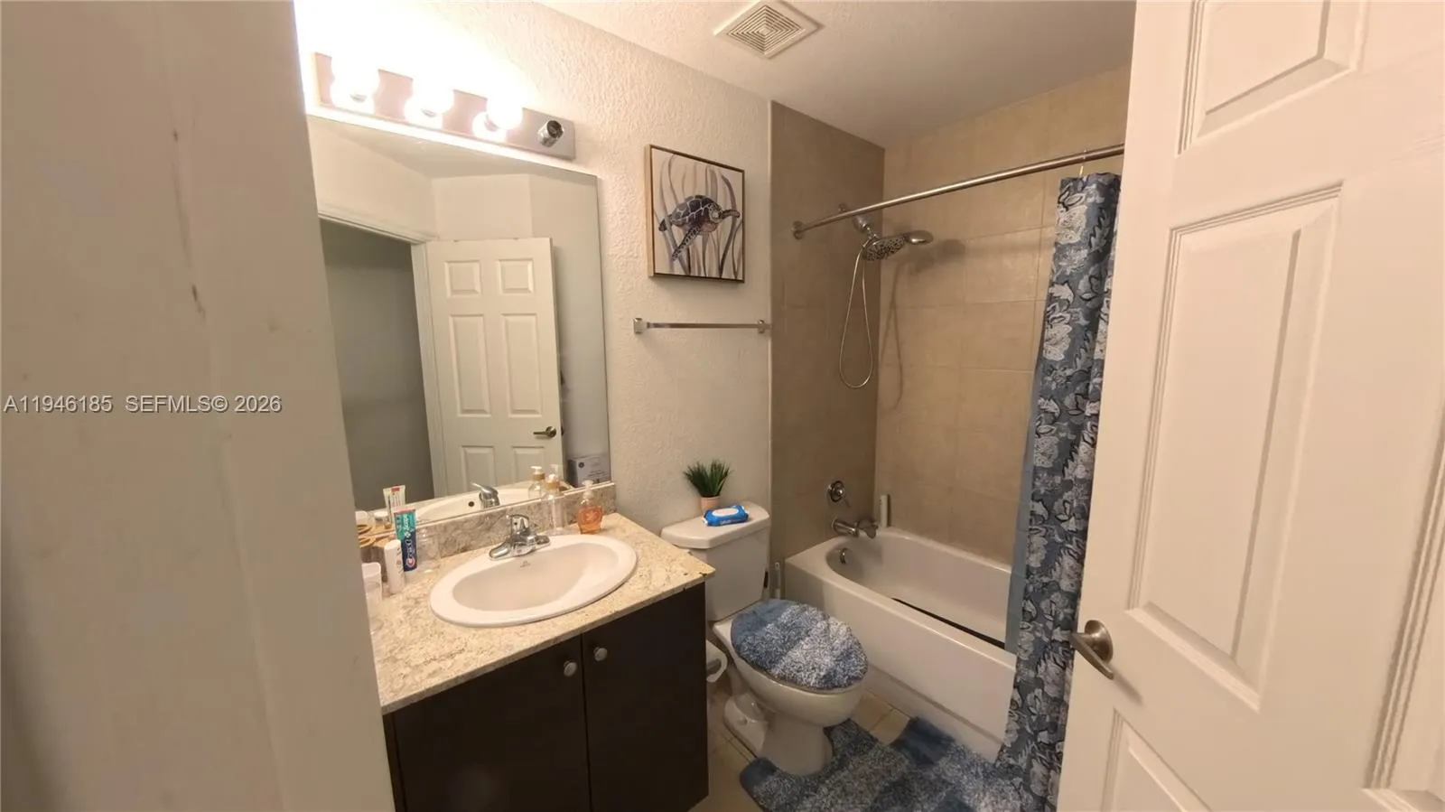 2nd bathroom