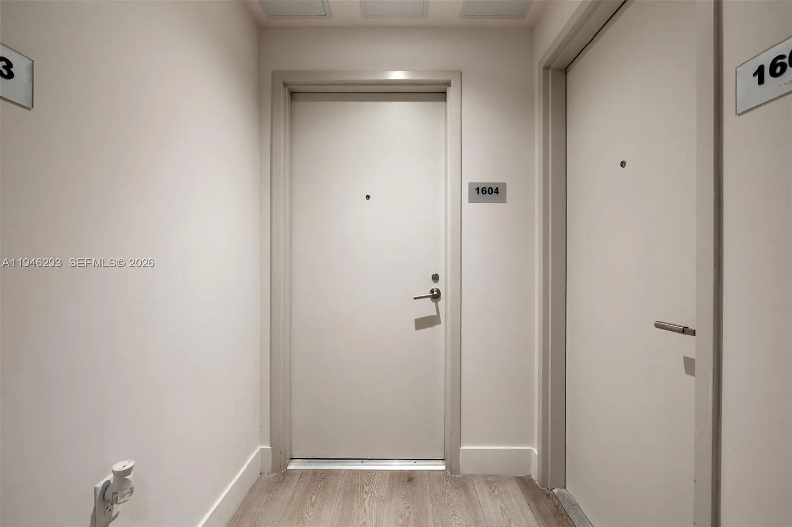 239 Sw 9th St 1604, Miami, Florida 33130, Miami, Florida 33130, 1 Bedroom Bedrooms, ,1 BathroomBathrooms,Residential,For Sale,239 Sw 9th St 1604, Miami, Florida 33130,A11946293