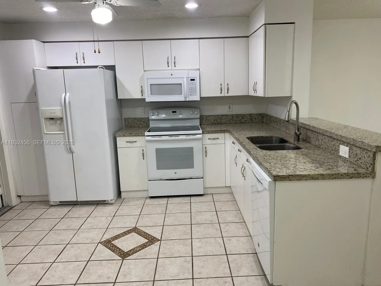 1384 Veracruz Ln 4-7, Weston, Florida 33327, Weston, Florida 33327, 2 Bedrooms Bedrooms, ,2 BathroomsBathrooms,Residential,For Sale,1384 Veracruz Ln 4-7, Weston, Florida 33327,A11932456