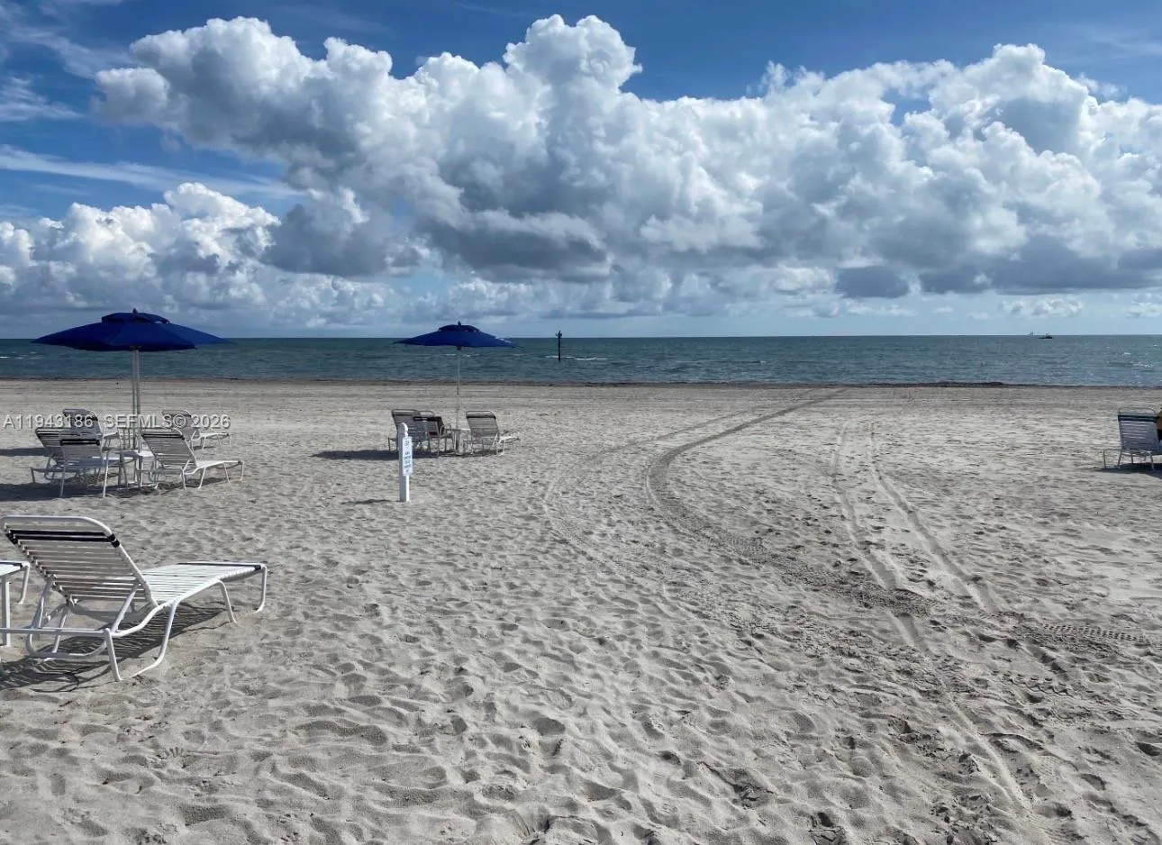 155 Ocean Lane Dr 611, Key Biscayne, Florida 33149, Key Biscayne, Florida 33149, 2 Bedrooms Bedrooms, ,2 BathroomsBathrooms,Residential,For Sale,155 Ocean Lane Dr 611, Key Biscayne, Florida 33149,A11943186