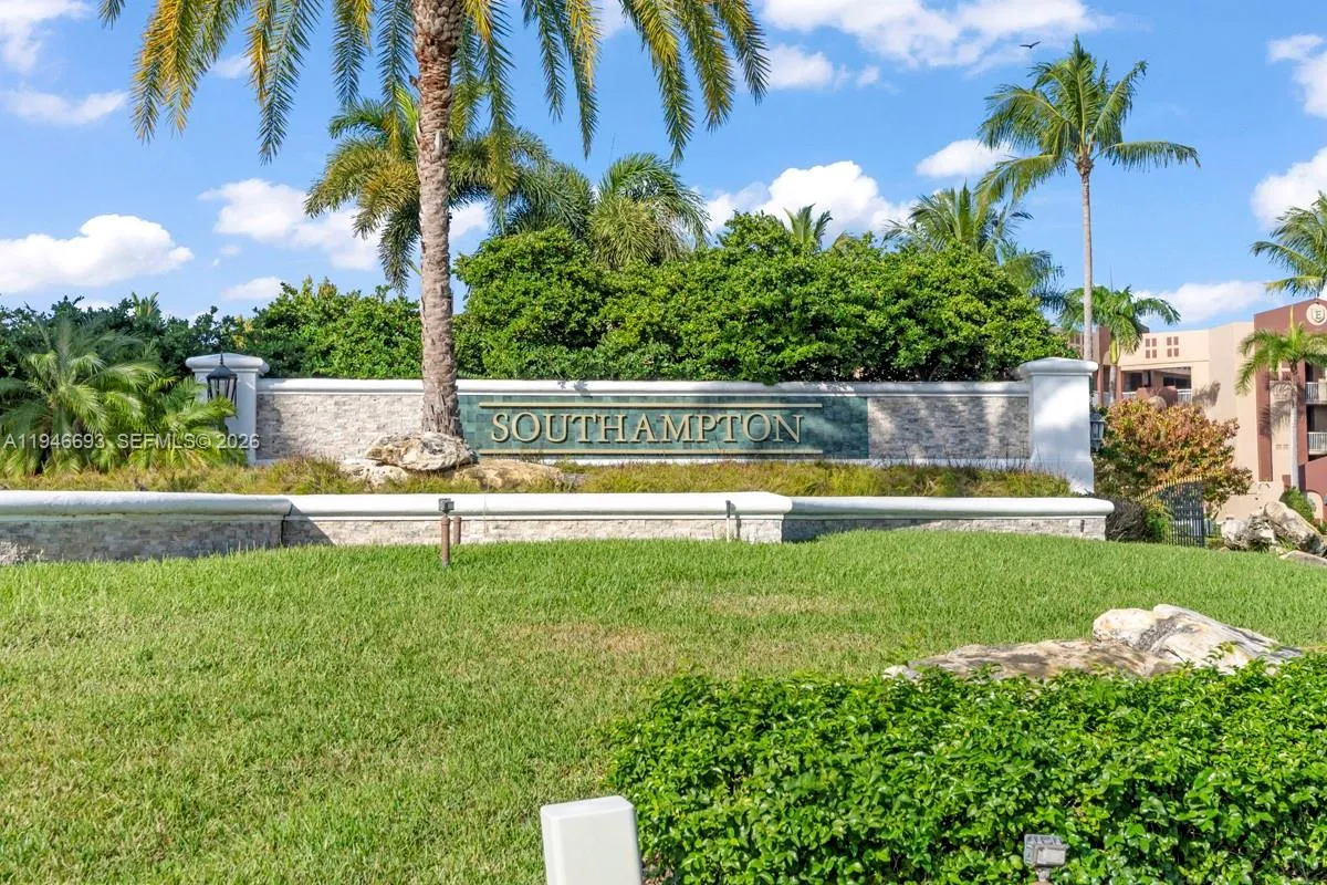 7623 Southampton Ter 312, Tamarac, Florida 33321, Tamarac, Florida 33321, 2 Bedrooms Bedrooms, ,2 BathroomsBathrooms,Residential,For Sale,7623 Southampton Ter 312, Tamarac, Florida 33321,A11946693