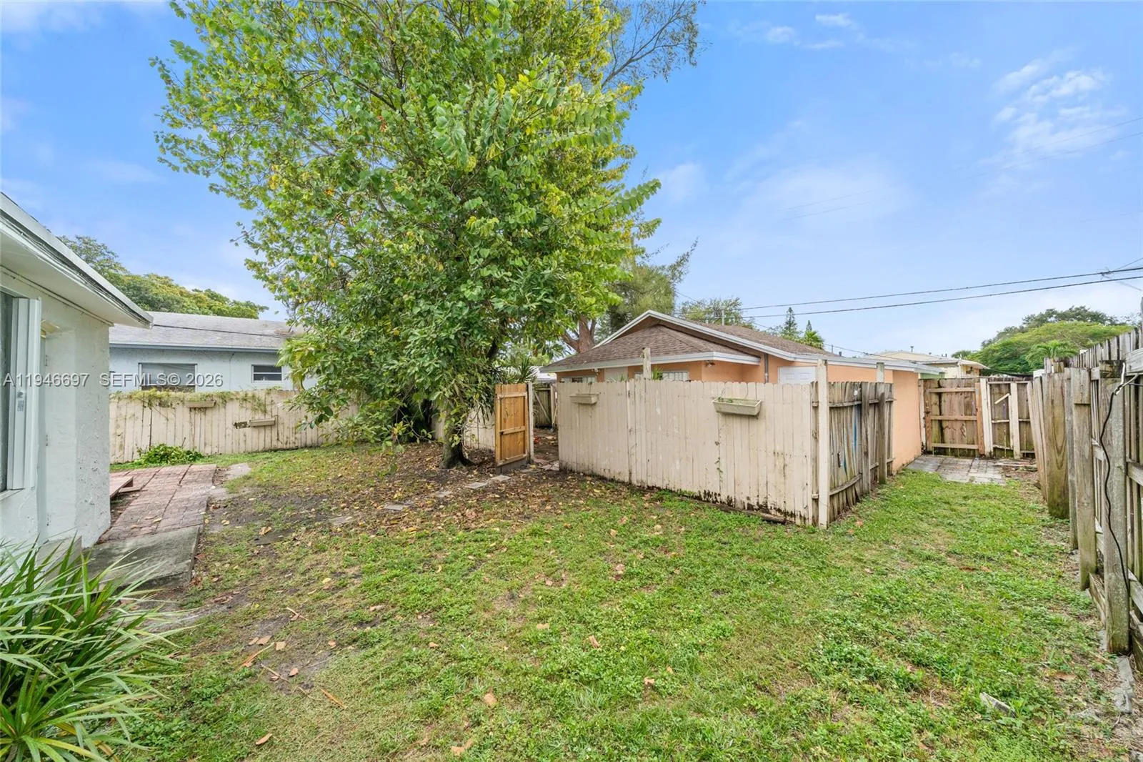 1726 Roosevelt St, Hollywood, Florida 33020, Hollywood, Florida 33020, ,Residential Income,For Sale,1726 Roosevelt St, Hollywood, Florida 33020,A11946697