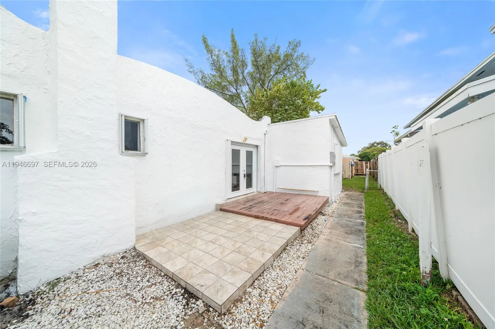 1726 Roosevelt St, Hollywood, Florida 33020, Hollywood, Florida 33020, ,Residential Income,For Sale,1726 Roosevelt St, Hollywood, Florida 33020,A11946697