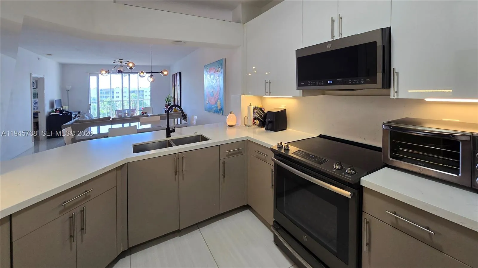 10730 Nw 66th St 502, Doral, Florida 33178, Doral, Florida 33178, 3 Bedrooms Bedrooms, ,2 BathroomsBathrooms,Residential,For Sale,10730 Nw 66th St 502, Doral, Florida 33178,A11945738