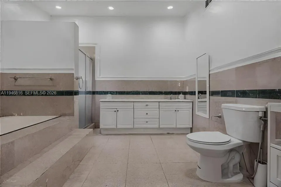 10351 Sw 49th St Main, Miami, Florida 33165, Miami, Florida 33165, 4 Bedrooms Bedrooms, ,4 BathroomsBathrooms,Residential Lease,For Rent,10351 Sw 49th St Main, Miami, Florida 33165,A11946816