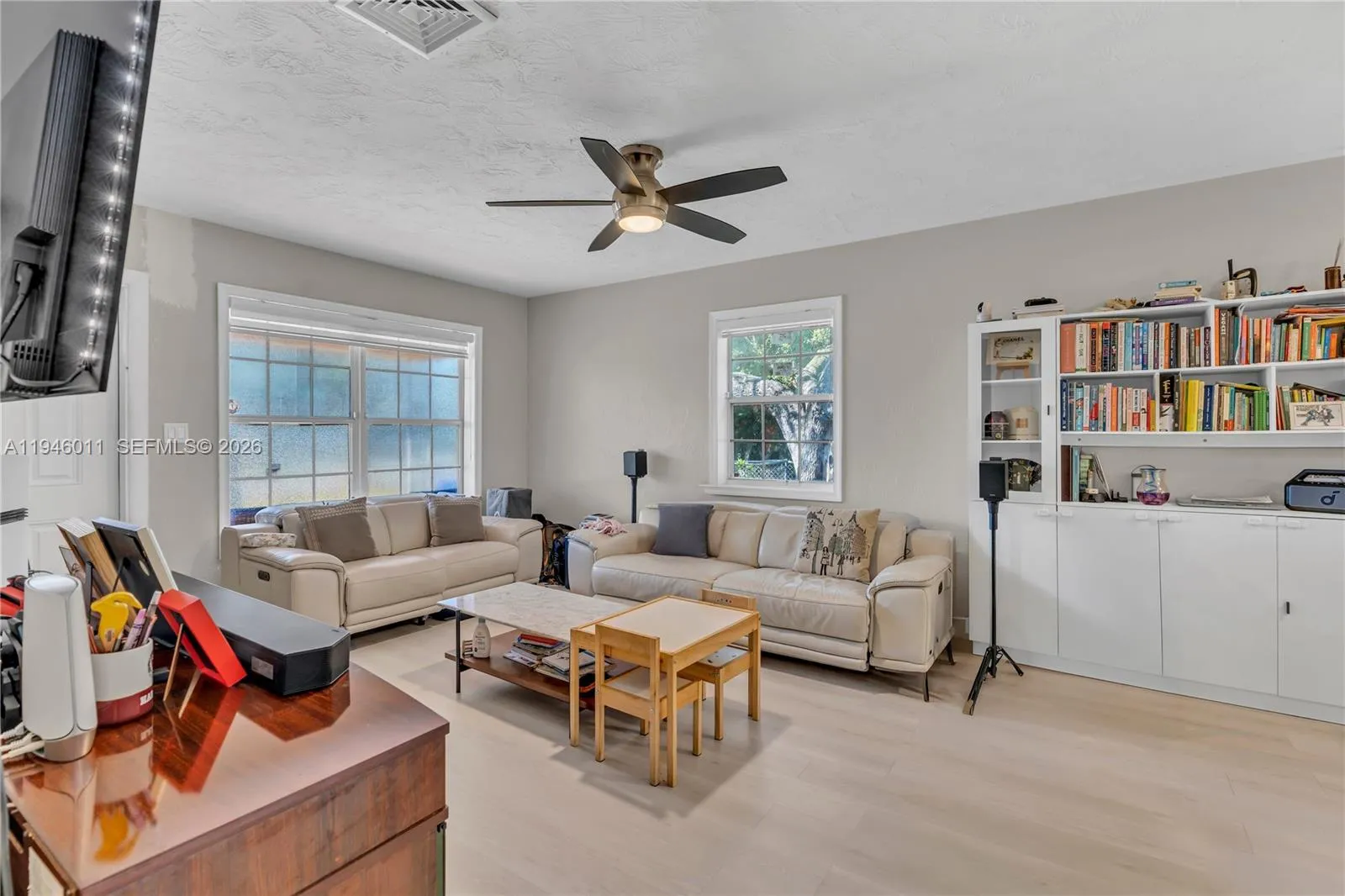 709 Sw 7th Ave 1-2, Hallandale Beach, Florida 3300, Hallandale Beach, Florida 33009, 3 Bedrooms Bedrooms, ,2 BathroomsBathrooms,Residential Lease,For Rent,709 Sw 7th Ave 1-2, Hallandale Beach, Florida 3300,A11946011
