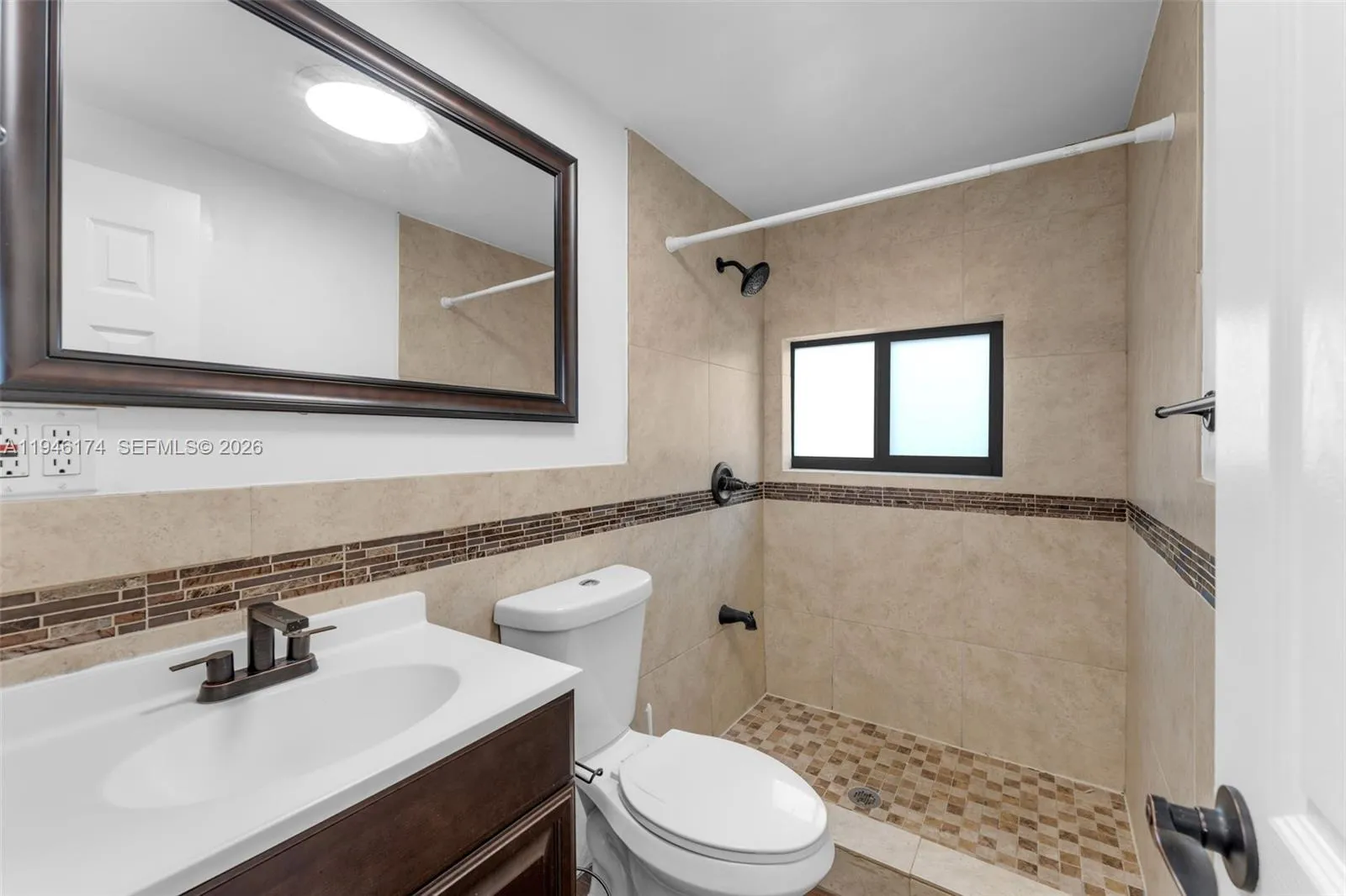 5790 Sw 5th St Efficiency, Miami, Florida 33144, Miami, Florida 33144, 1 Bedroom Bedrooms, ,1 BathroomBathrooms,Residential Lease,For Rent,5790 Sw 5th St Efficiency, Miami, Florida 33144,A11946174