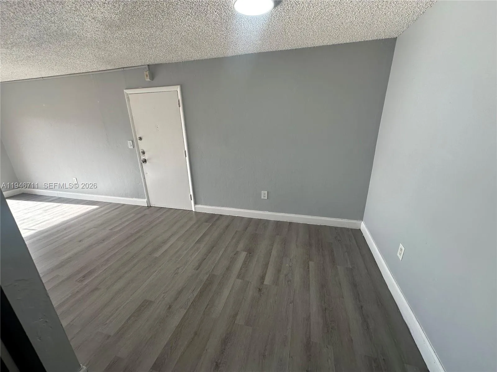 7200 Fairway Dr. H10, Miami Lakes, Florida 33014, Miami Lakes, Florida 33014, 2 Bedrooms Bedrooms, ,1 BathroomBathrooms,Residential,For Sale,7200 Fairway Dr. H10, Miami Lakes, Florida 33014,A11946711