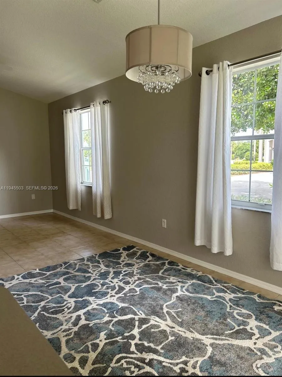 2480 E Aragon Blvd 1, Sunrise, Florida 33313, Sunrise, Florida 33313, 2 Bedrooms Bedrooms, ,2 BathroomsBathrooms,Residential Lease,For Rent,2480 E Aragon Blvd 1, Sunrise, Florida 33313,A11945503