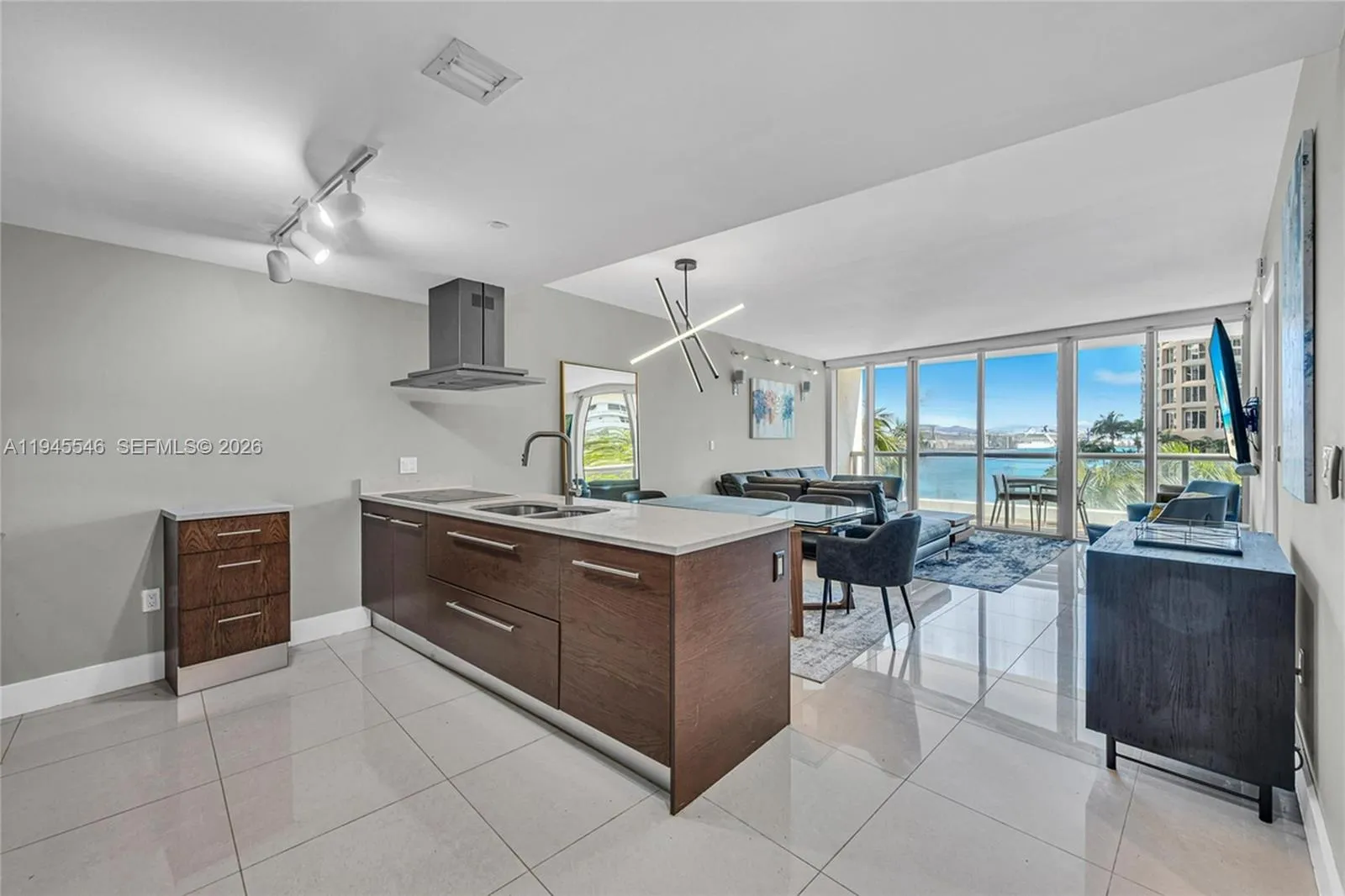 465 Brickell Ave 417, Miami, Florida 33131, Miami, Florida 33131, 1 Bedroom Bedrooms, ,1 BathroomBathrooms,Residential,For Sale,465 Brickell Ave 417, Miami, Florida 33131,A11945546