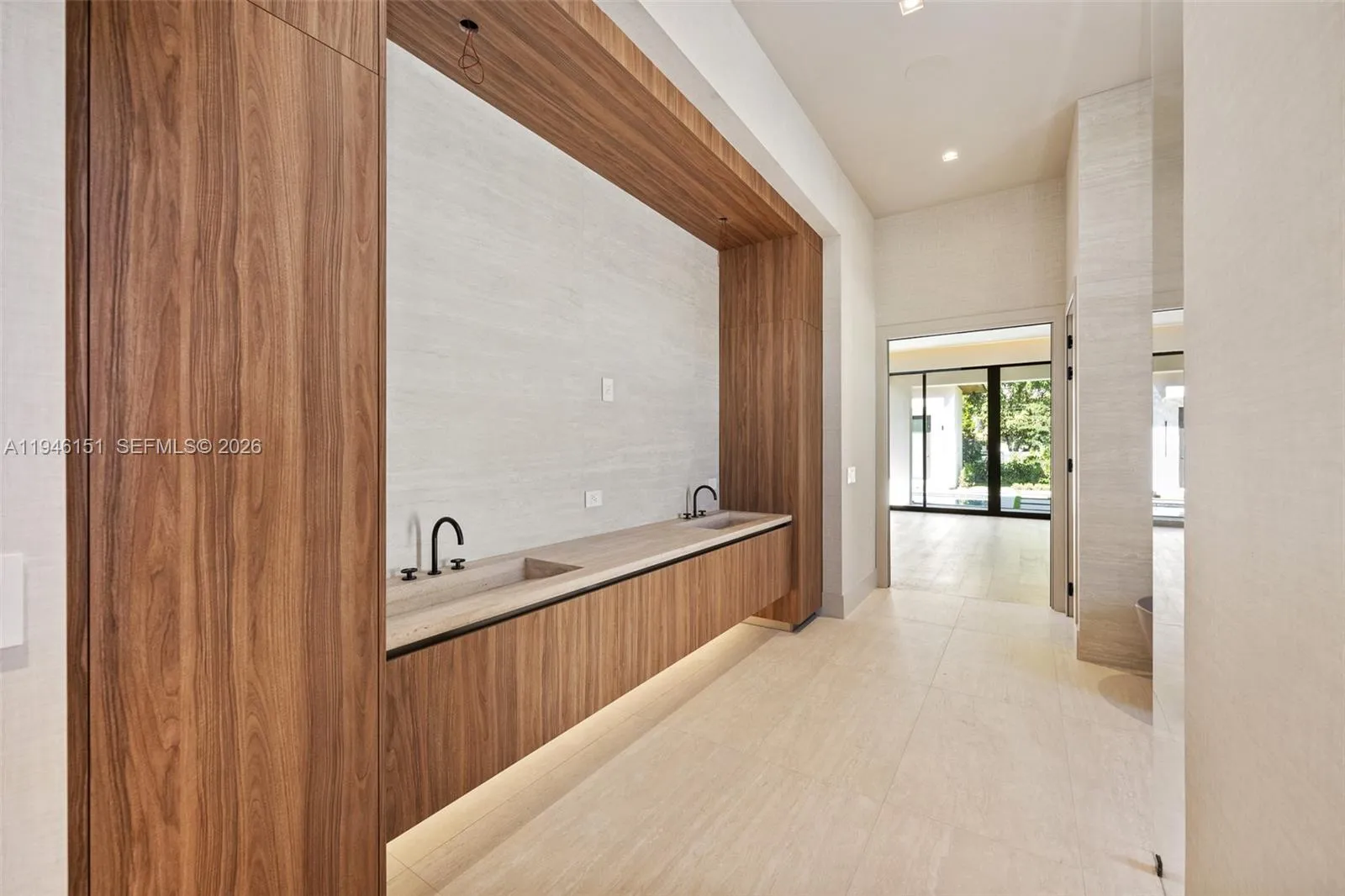 7725 Sw 114th St, Pinecrest, Florida 33156, Pinecrest, Florida 33156, 7 Bedrooms Bedrooms, ,8 BathroomsBathrooms,Residential,For Sale,7725 Sw 114th St, Pinecrest, Florida 33156,A11946151