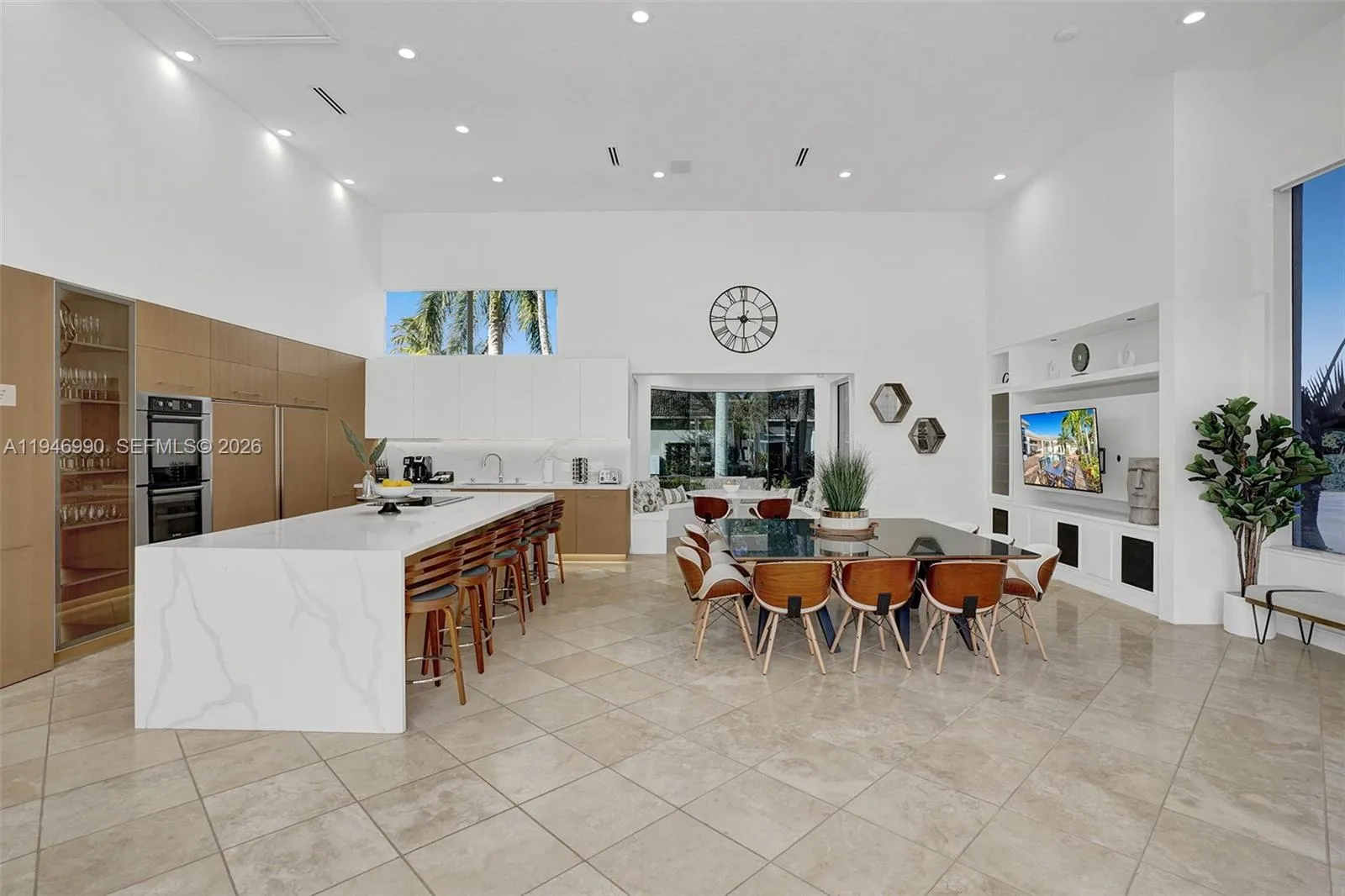 11400 Nw 7th St, Plantation, Florida 33325, Plantation, Florida 33325, 9 Bedrooms Bedrooms, ,5 BathroomsBathrooms,Residential Lease,For Rent,11400 Nw 7th St, Plantation, Florida 33325,A11946990