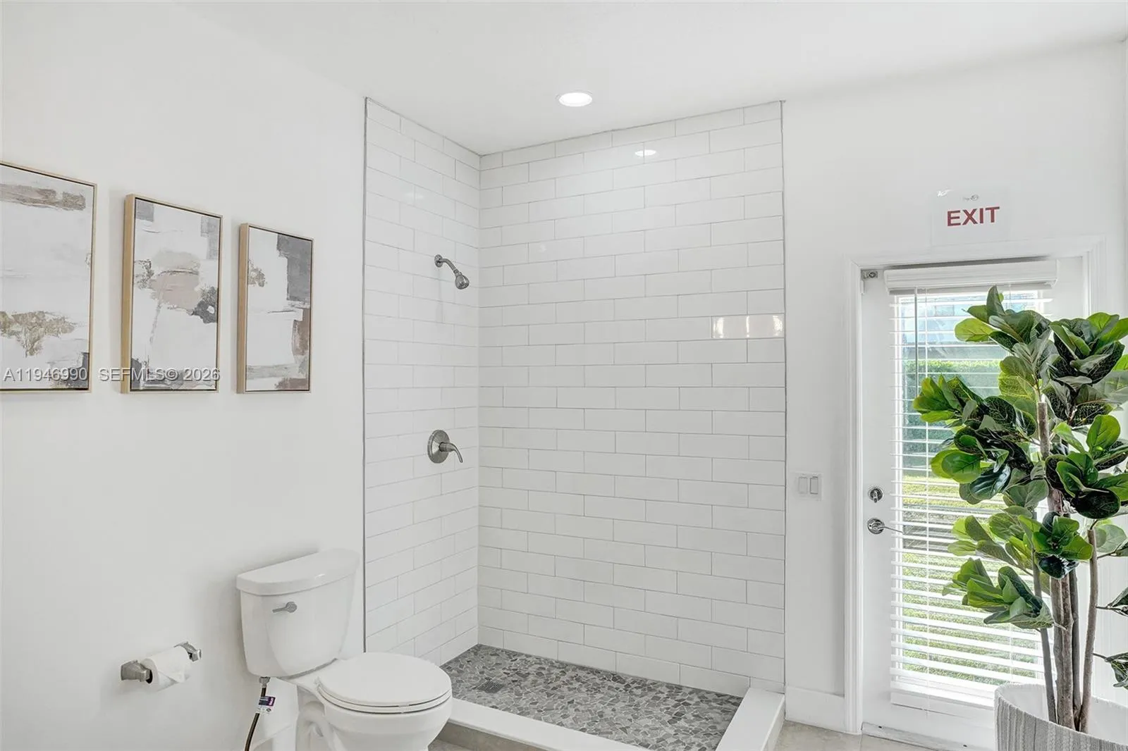 11400 Nw 7th St, Plantation, Florida 33325, Plantation, Florida 33325, 9 Bedrooms Bedrooms, ,5 BathroomsBathrooms,Residential Lease,For Rent,11400 Nw 7th St, Plantation, Florida 33325,A11946990