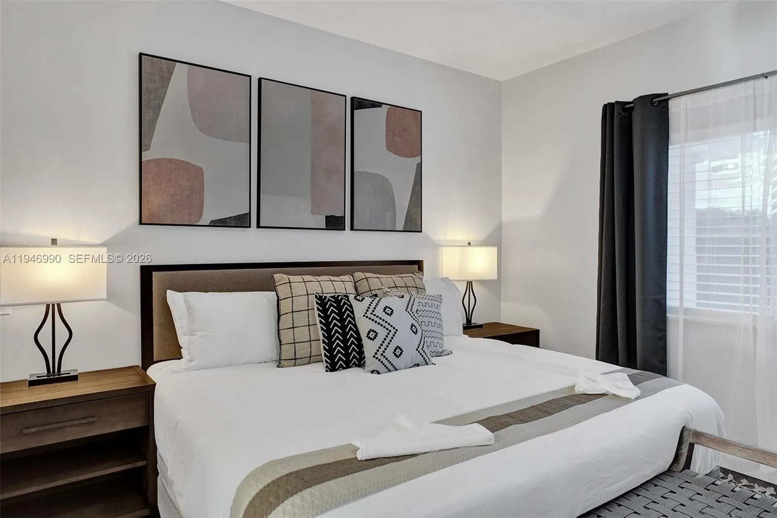 11400 Nw 7th St, Plantation, Florida 33325, Plantation, Florida 33325, 9 Bedrooms Bedrooms, ,5 BathroomsBathrooms,Residential Lease,For Rent,11400 Nw 7th St, Plantation, Florida 33325,A11946990