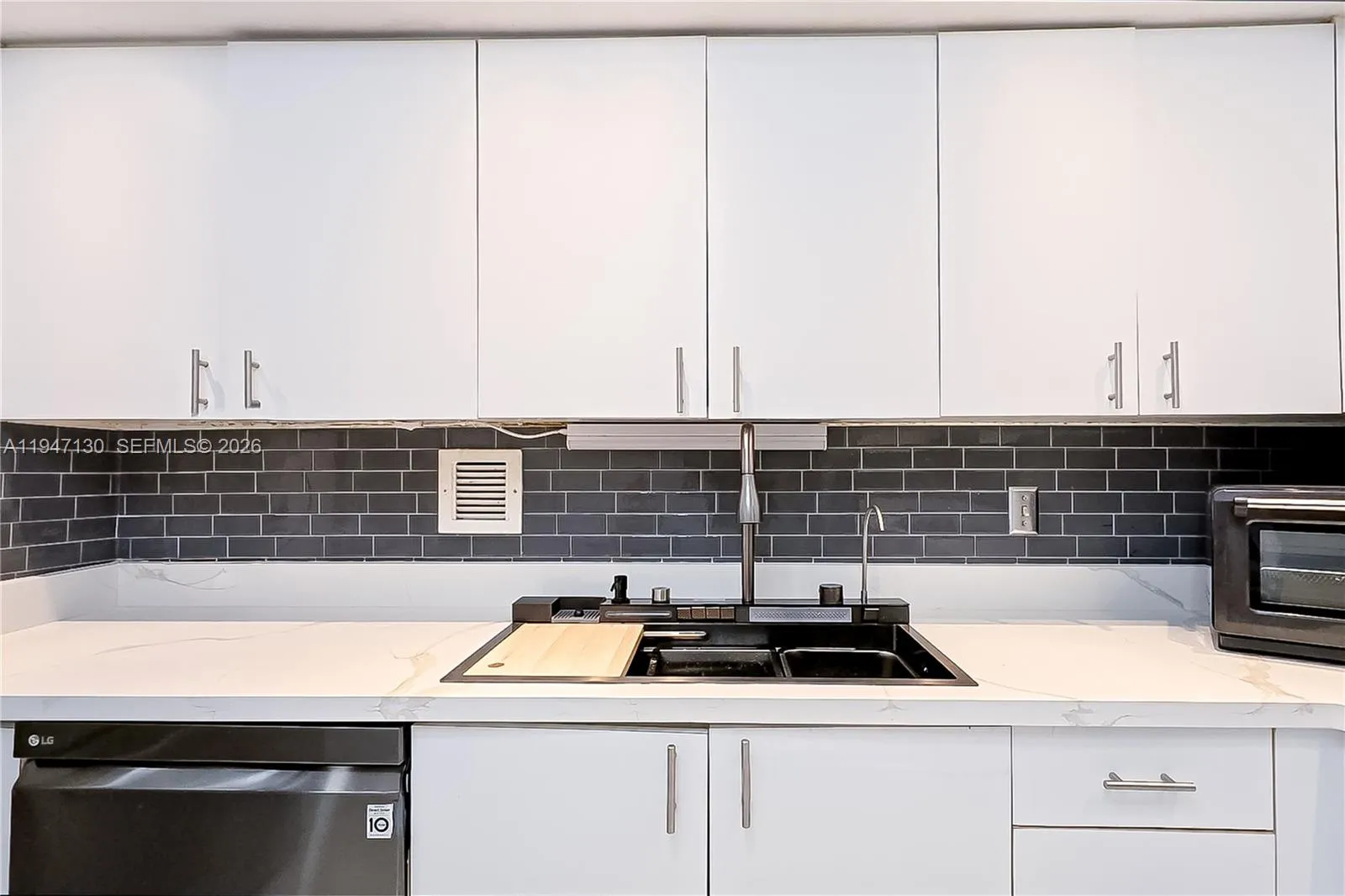 2800 N 46th Ave A307, Hollywood, Florida 33021, Hollywood, Florida 33021, 2 Bedrooms Bedrooms, ,2 BathroomsBathrooms,Residential,For Sale,2800 N 46th Ave A307, Hollywood, Florida 33021,A11947130