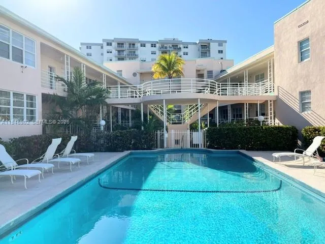 6881 Bay Dr 1, Miami Beach, Florida 33141, Miami Beach, Florida 33141, 1 Bedroom Bedrooms, ,1 BathroomBathrooms,Residential,For Sale,6881 Bay Dr 1, Miami Beach, Florida 33141,A11946902