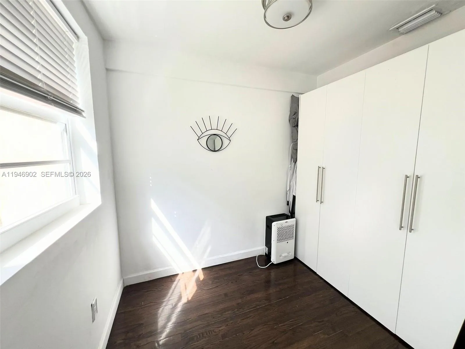 6881 Bay Dr 1, Miami Beach, Florida 33141, Miami Beach, Florida 33141, 1 Bedroom Bedrooms, ,1 BathroomBathrooms,Residential,For Sale,6881 Bay Dr 1, Miami Beach, Florida 33141,A11946902