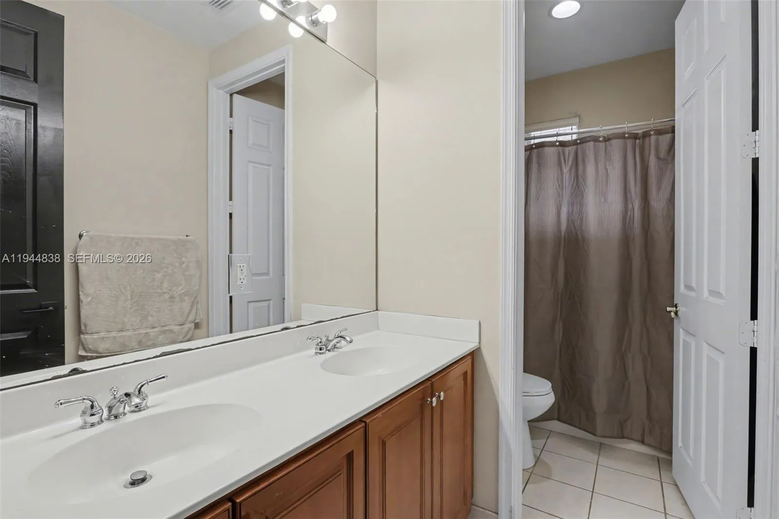 11606 Hibbs Grove Dr, Cooper City, Florida 33330, Cooper City, Florida 33330, 5 Bedrooms Bedrooms, ,4 BathroomsBathrooms,Residential,For Sale,11606 Hibbs Grove Dr, Cooper City, Florida 33330,A11944838