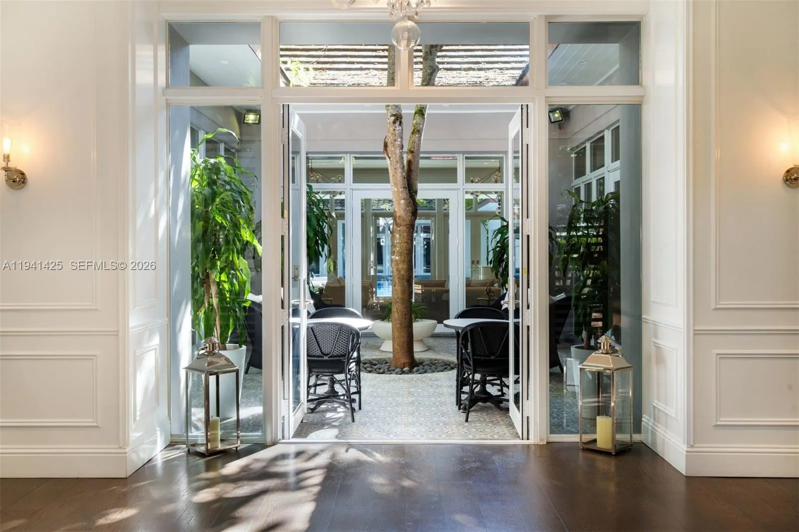 4100 Kiaora St, Miami, Florida 33133, Miami, Florida 33133, 6 Bedrooms Bedrooms, ,7 BathroomsBathrooms,Residential,For Sale,4100 Kiaora St, Miami, Florida 33133,A11941425