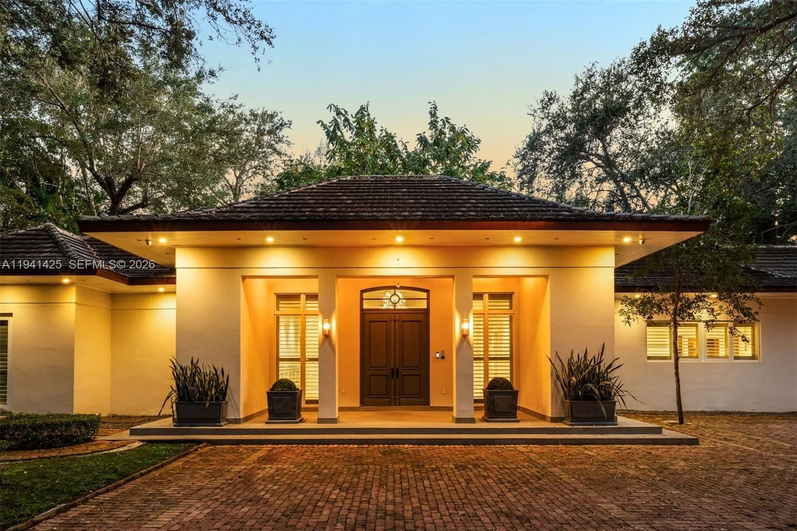 4100 Kiaora St, Miami, Florida 33133, Miami, Florida 33133, 6 Bedrooms Bedrooms, ,7 BathroomsBathrooms,Residential,For Sale,4100 Kiaora St, Miami, Florida 33133,A11941425