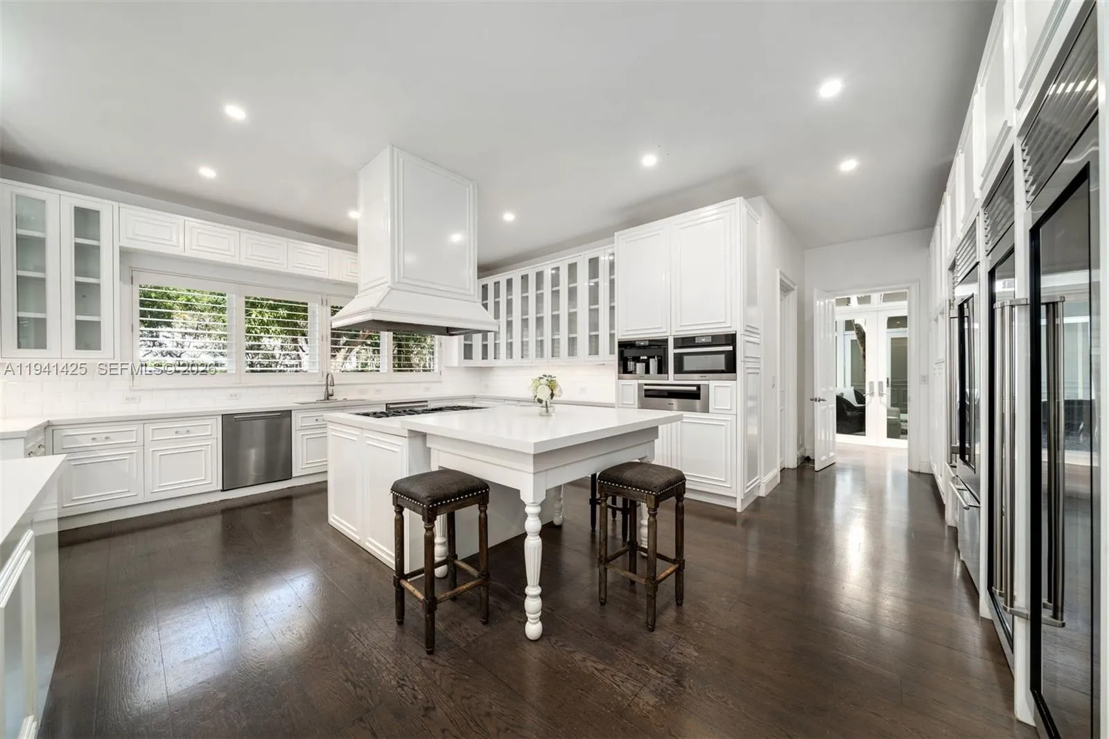 4100 Kiaora St, Miami, Florida 33133, Miami, Florida 33133, 6 Bedrooms Bedrooms, ,7 BathroomsBathrooms,Residential,For Sale,4100 Kiaora St, Miami, Florida 33133,A11941425