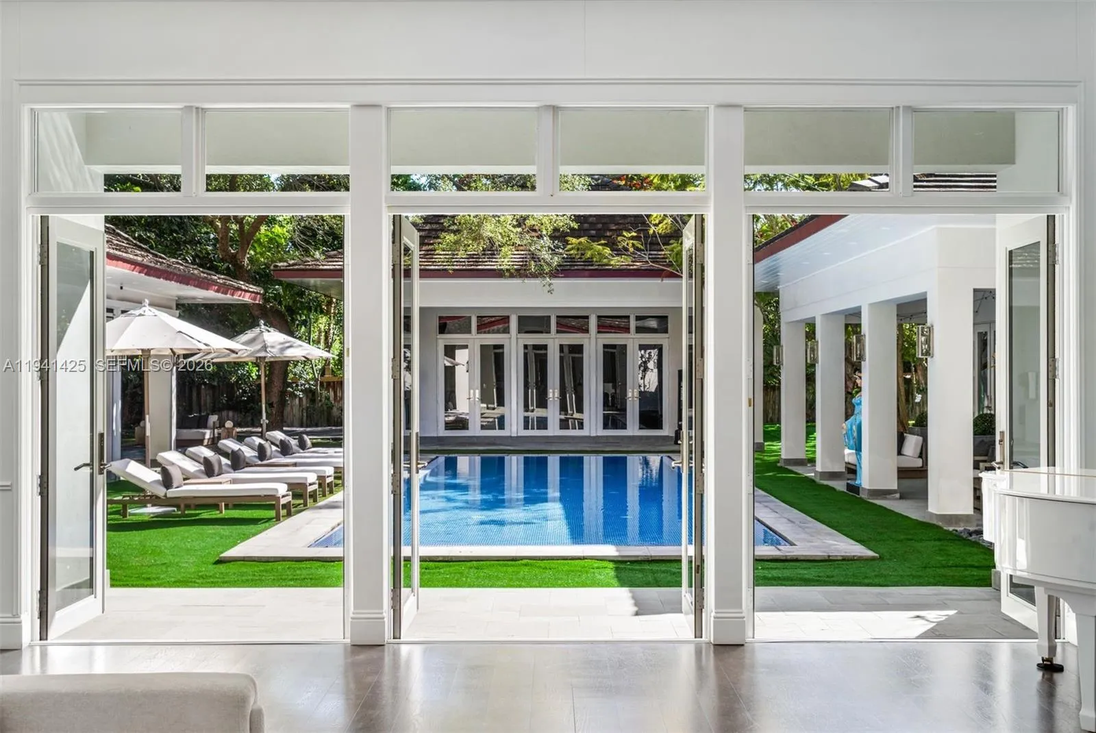 4100 Kiaora St, Miami, Florida 33133, Miami, Florida 33133, 6 Bedrooms Bedrooms, ,7 BathroomsBathrooms,Residential,For Sale,4100 Kiaora St, Miami, Florida 33133,A11941425