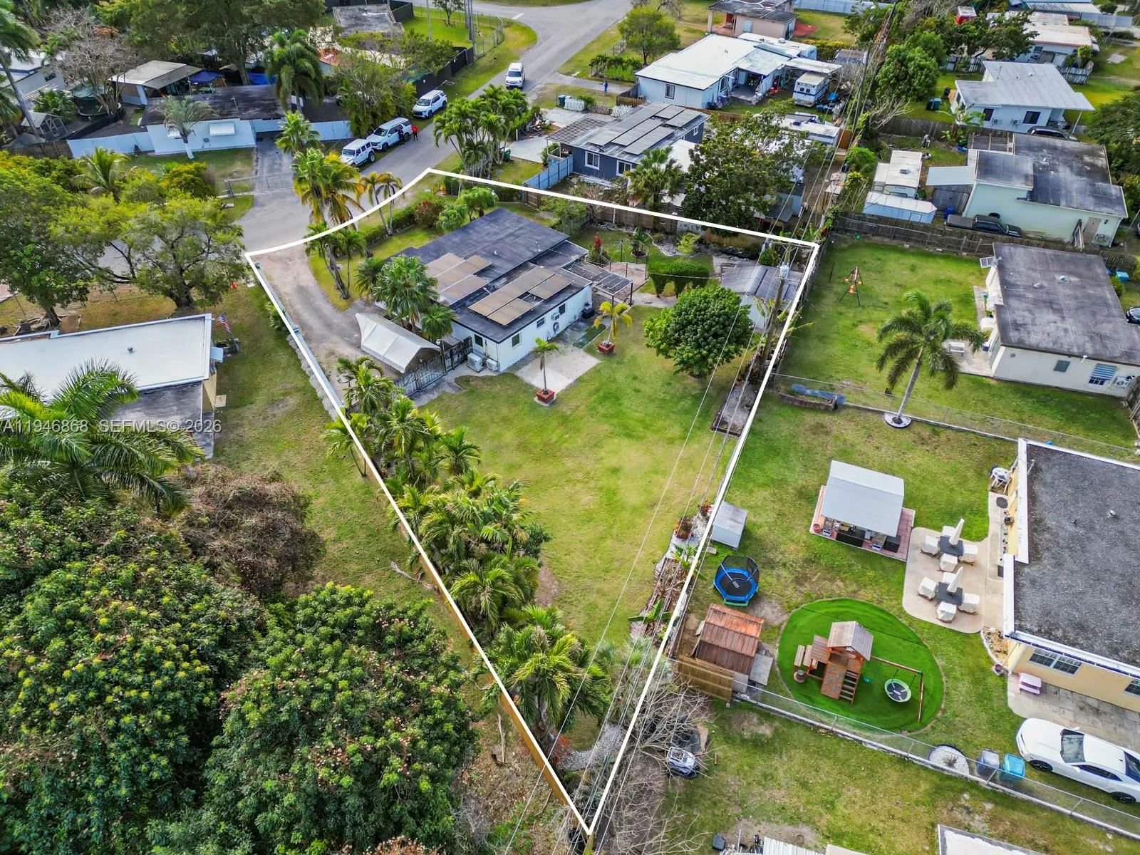 29100 Kentucky Rd, Homestead, Florida 33033, Homestead, Florida 33033, 3 Bedrooms Bedrooms, ,2 BathroomsBathrooms,Residential,For Sale,29100 Kentucky Rd, Homestead, Florida 33033,A11946868 29100 Kentucky Rd, Homestead, Florida 33033, Homestead, Florida 33033, 3 Bedrooms Bedrooms, ,2 BathroomsBathrooms,Residential,For Sale,29100 Kentucky Rd, Homestead, Florida 33033,A11946868