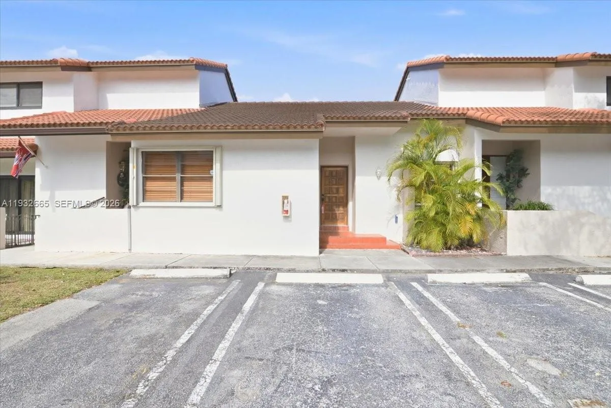 13521 Sw 62nd St 119, Miami, Florida 33183, Miami, Florida 33183, 2 Bedrooms Bedrooms, ,1 BathroomBathrooms,Residential Lease,For Rent,13521 Sw 62nd St 119, Miami, Florida 33183,A11932665 13521 Sw 62nd St 119, Miami, Florida 33183, Miami, Florida 33183, 2 Bedrooms Bedrooms, ,1 BathroomBathrooms,Residential Lease,For Rent,13521 Sw 62nd St 119, Miami, Florida 33183,A11932665