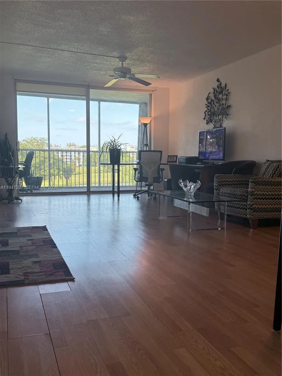 2851 S Palm Aire Dr 506, Pompano Beach, Florida 33, Pompano Beach, Florida 33069, 1 Bedroom Bedrooms, ,1 BathroomBathrooms,Residential,For Sale,2851 S Palm Aire Dr 506, Pompano Beach, Florida 33,A11947327