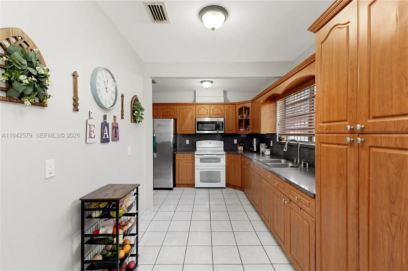 2818 Sw 2nd St, Miami, Florida 33135, Miami, Florida 33135, ,Residential Income,For Sale,2818 Sw 2nd St, Miami, Florida 33135,A11942579