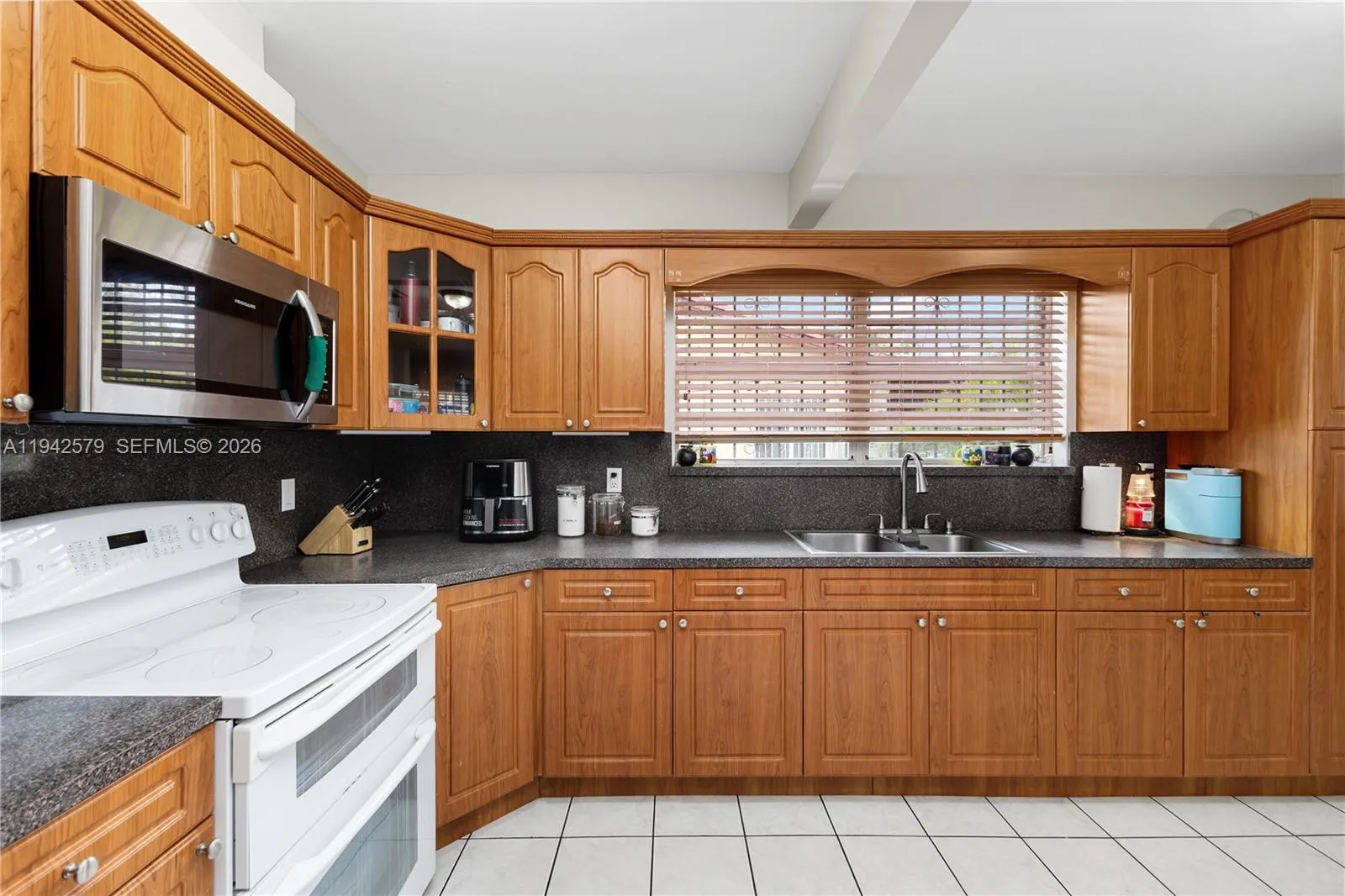 2818 Sw 2nd St, Miami, Florida 33135, Miami, Florida 33135, ,Residential Income,For Sale,2818 Sw 2nd St, Miami, Florida 33135,A11942579