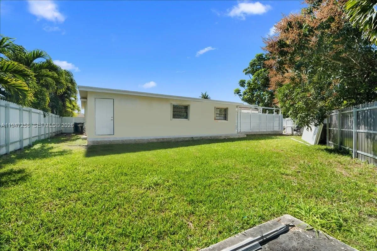 10351 Sw 164th St, Miami, Florida 33157, Miami, Florida 33157, 3 Bedrooms Bedrooms, ,2 BathroomsBathrooms,Residential Lease,For Rent,10351 Sw 164th St, Miami, Florida 33157,A11947256