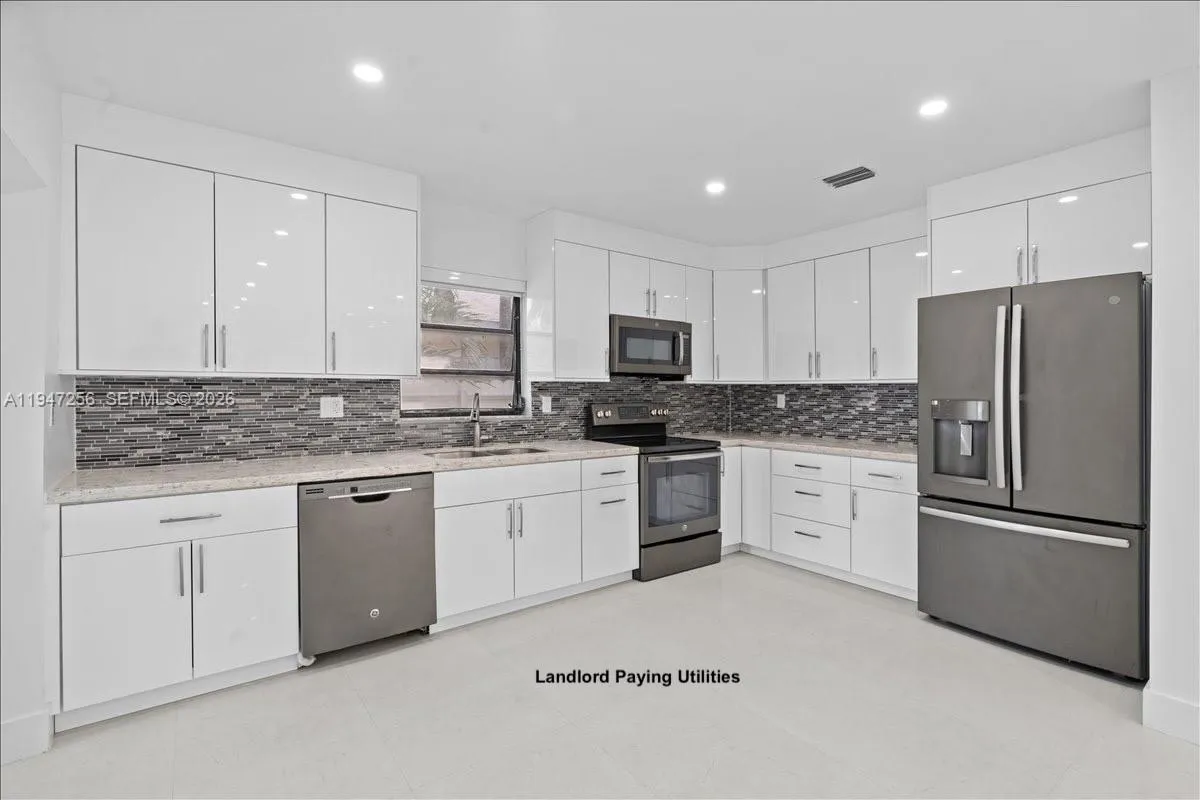 10351 Sw 164th St, Miami, Florida 33157, Miami, Florida 33157, 3 Bedrooms Bedrooms, ,2 BathroomsBathrooms,Residential Lease,For Rent,10351 Sw 164th St, Miami, Florida 33157,A11947256 10351 Sw 164th St, Miami, Florida 33157, Miami, Florida 33157, 3 Bedrooms Bedrooms, ,2 BathroomsBathrooms,Residential Lease,For Rent,10351 Sw 164th St, Miami, Florida 33157,A11947256