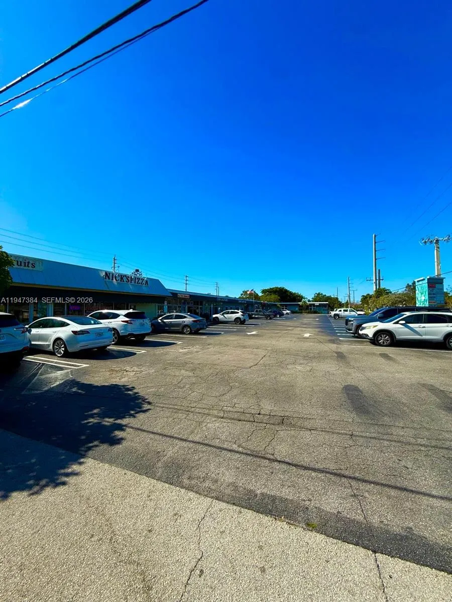 100 Sw 15th St, Pompano Beach, Florida 33060, Pompano Beach, Florida 33060, ,Commercial Lease,For Rent,100 Sw 15th St, Pompano Beach, Florida 33060,A11947384