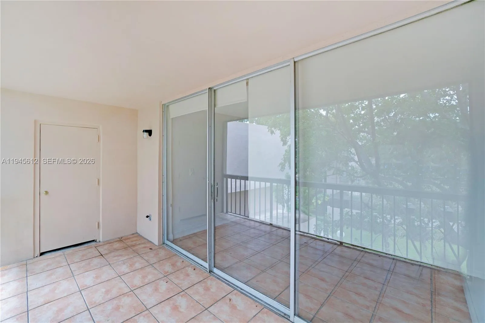 10525 Sw 112th Ave 309, Miami, Florida 33176, Miami, Florida 33176, 2 Bedrooms Bedrooms, ,2 BathroomsBathrooms,Residential,For Sale,10525 Sw 112th Ave 309, Miami, Florida 33176,A11945612