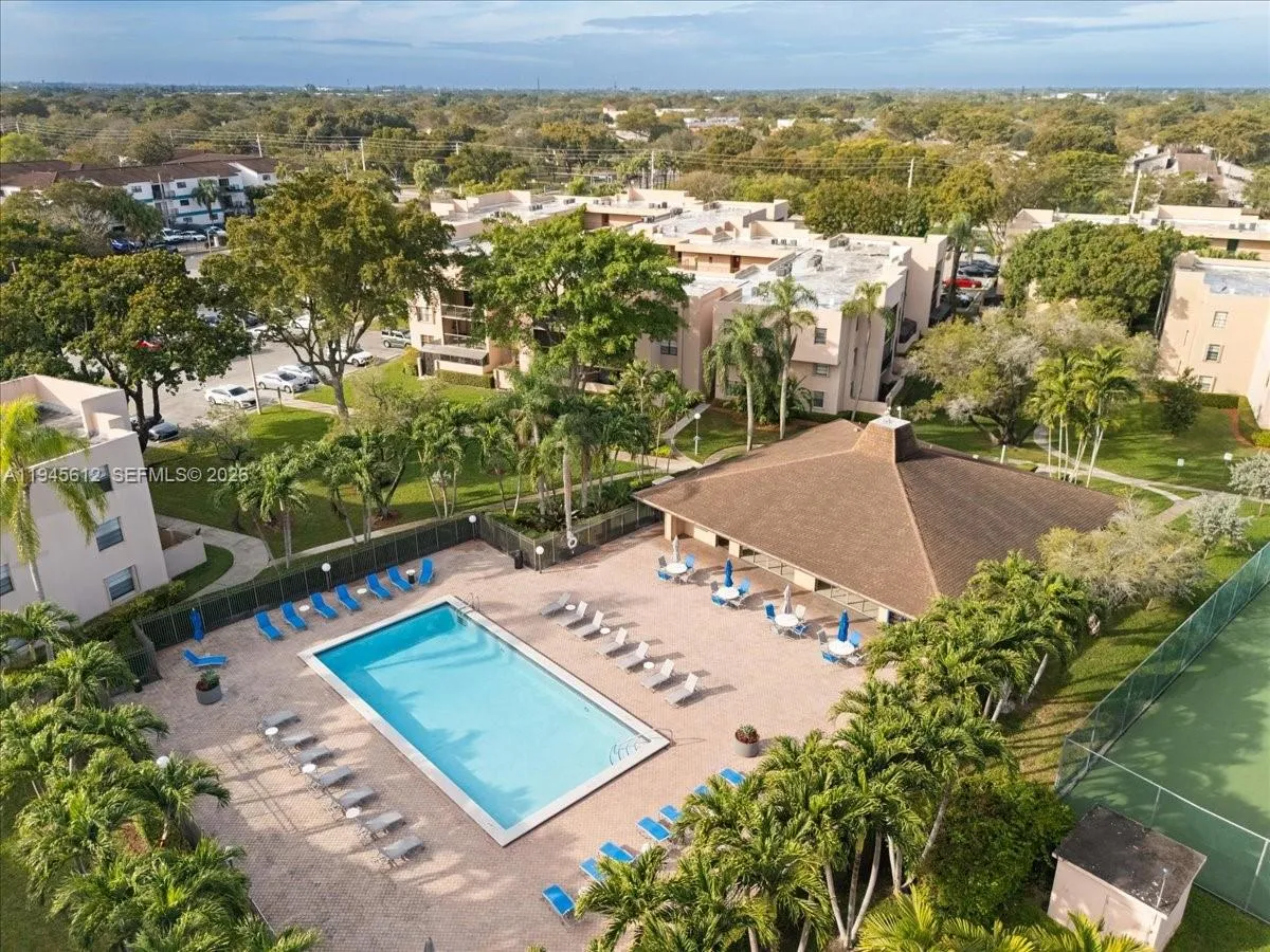 10525 Sw 112th Ave 309, Miami, Florida 33176, Miami, Florida 33176, 2 Bedrooms Bedrooms, ,2 BathroomsBathrooms,Residential,For Sale,10525 Sw 112th Ave 309, Miami, Florida 33176,A11945612