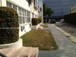 1614 Drexel Avenue 2, Miami Beach, Florida 33139, Miami Beach, Florida 33139, 1 Bedroom Bedrooms, ,1 BathroomBathrooms,Residential Lease,For Rent,1614 Drexel Avenue 2, Miami Beach, Florida 33139,A11947393