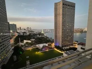 325 S Biscayne Blvd 2120, Miami, Florida 33131, Miami, Florida 33131, ,1 BathroomBathrooms,Residential Lease,For Rent,325 S Biscayne Blvd 2120, Miami, Florida 33131,A11946052
