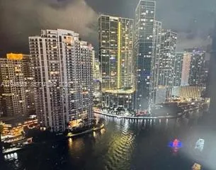 325 S Biscayne Blvd 2120, Miami, Florida 33131, Miami, Florida 33131, ,1 BathroomBathrooms,Residential Lease,For Rent,325 S Biscayne Blvd 2120, Miami, Florida 33131,A11946052