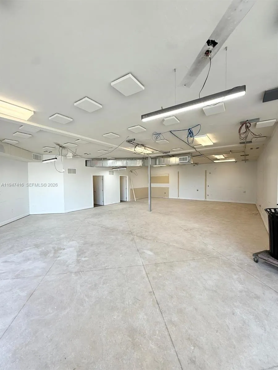 100 Sw 15th St, Pompano Beach, Florida 33060, Pompano Beach, Florida 33060, ,Commercial Lease,For Rent,100 Sw 15th St, Pompano Beach, Florida 33060,A11947416