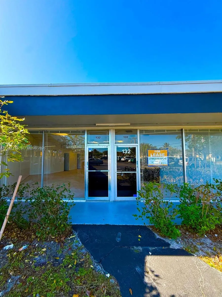 100 Sw 15th St, Pompano Beach, Florida 33060, Pompano Beach, Florida 33060, ,Commercial Lease,For Rent,100 Sw 15th St, Pompano Beach, Florida 33060,A11947416