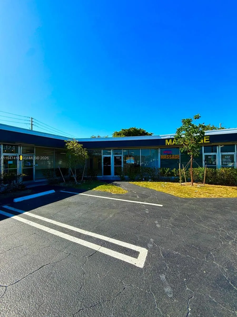 100 Sw 15th St, Pompano Beach, Florida 33060, Pompano Beach, Florida 33060, ,Commercial Lease,For Rent,100 Sw 15th St, Pompano Beach, Florida 33060,A11947416